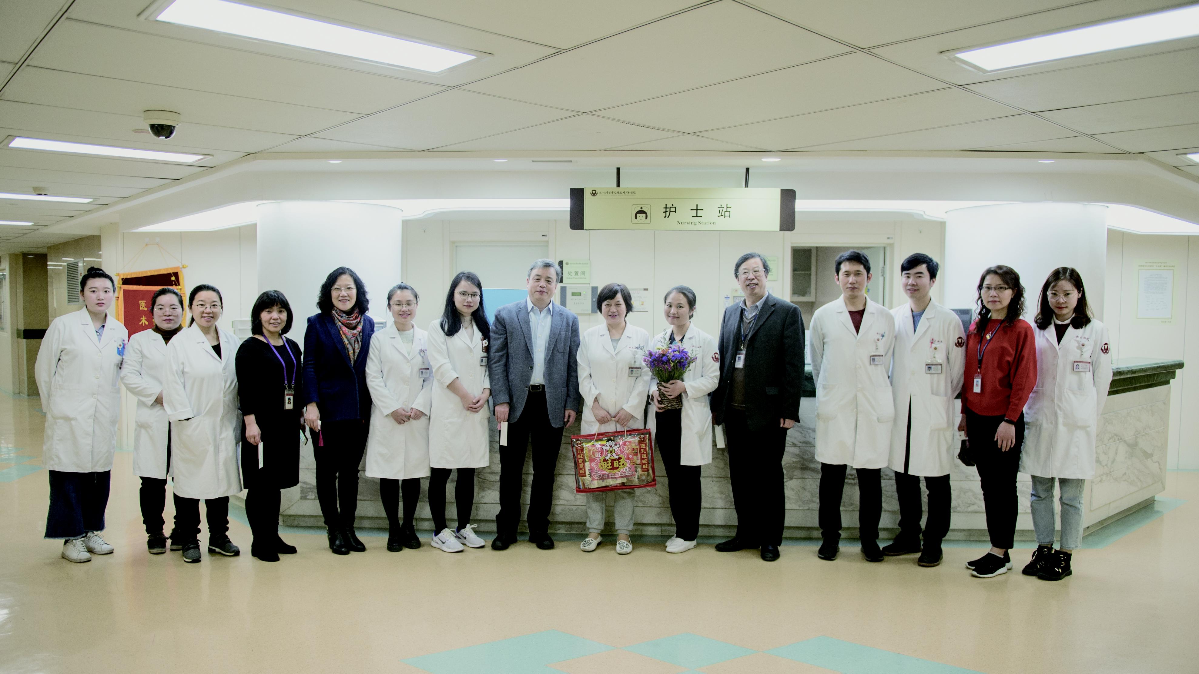 2019-13工会38慰问-8.jpg